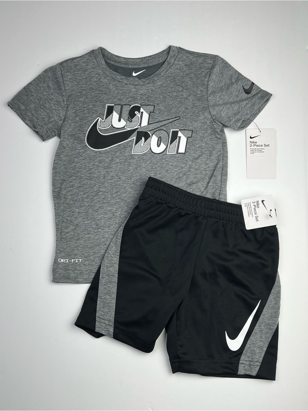 Nike Dri-FIT Outfit 2 Piece Set Boy T Shirt & Shorts Sz 4 XS 3-4Yrs Gray/Black